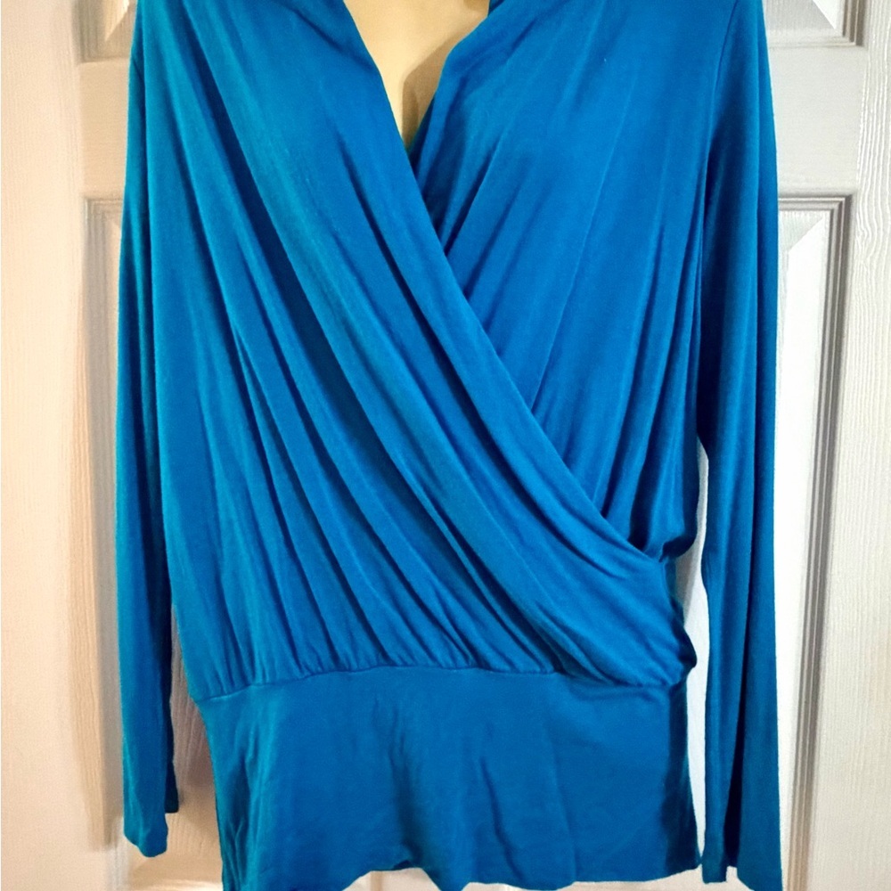 Karen Kane Blue Faux Wrap Draped Long Sleeve Top Size L - Picture 2 of 4